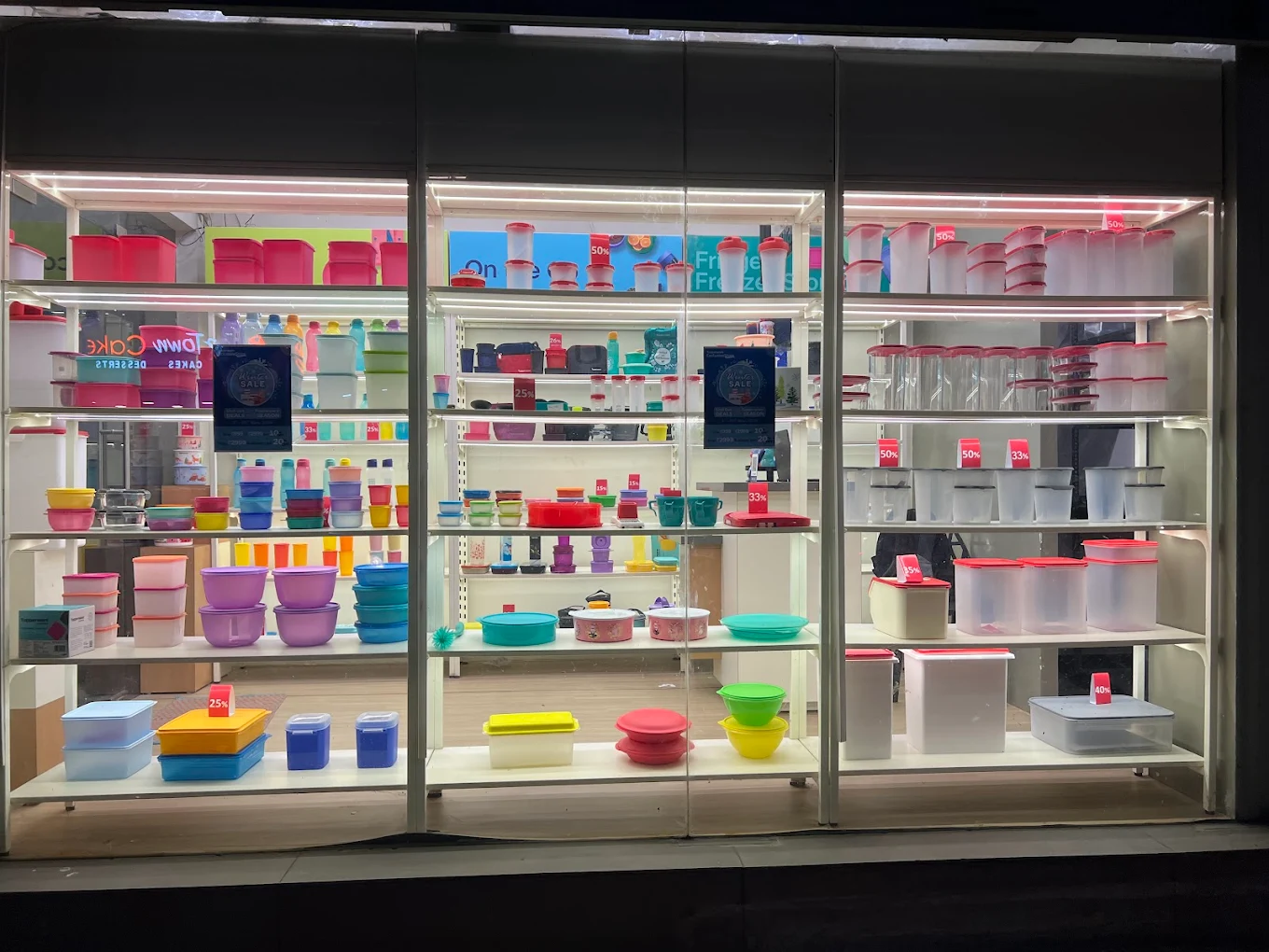 Tupperware Showroom