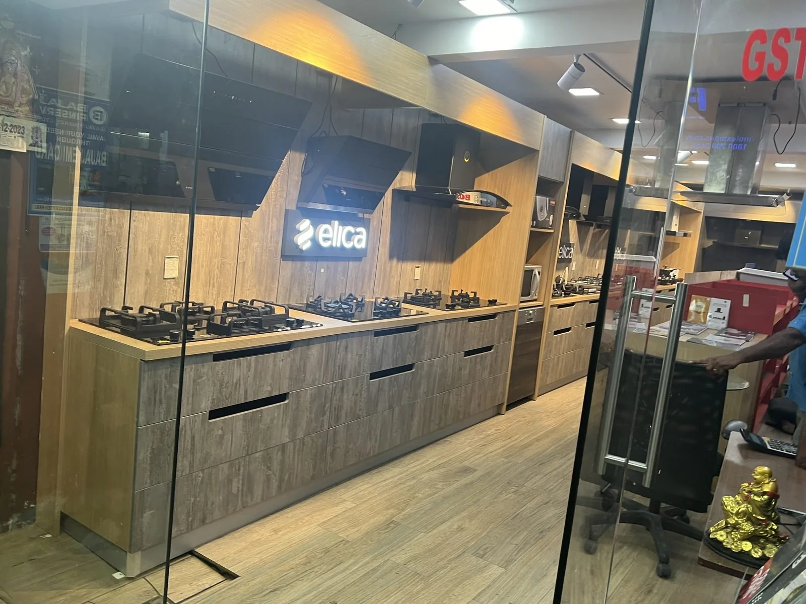 Chimneys & hobs display