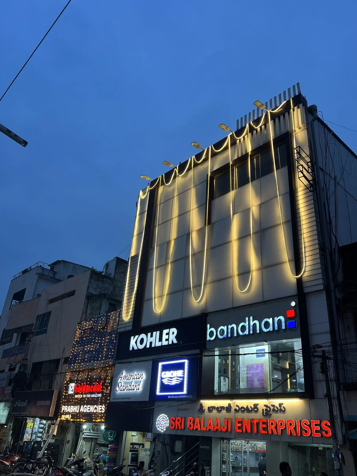 Flagship showroom, Netaji Road