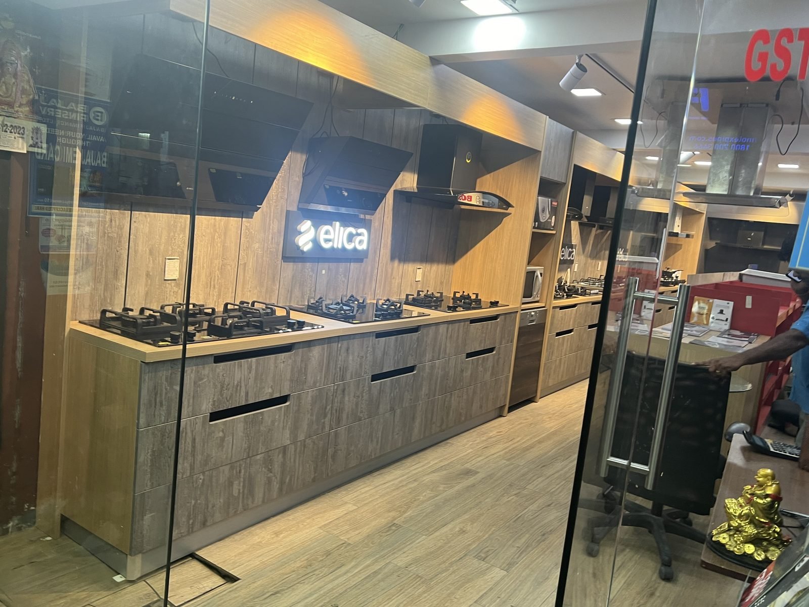 Chimneys & hobs display